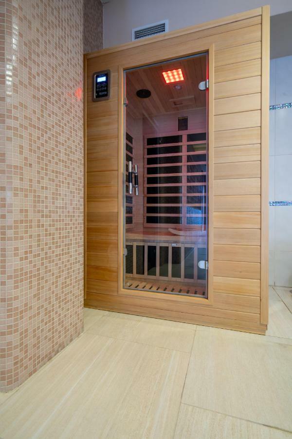 Doresz Wellness Panzio Bed & Breakfast Ujhartyan Bagian luar foto