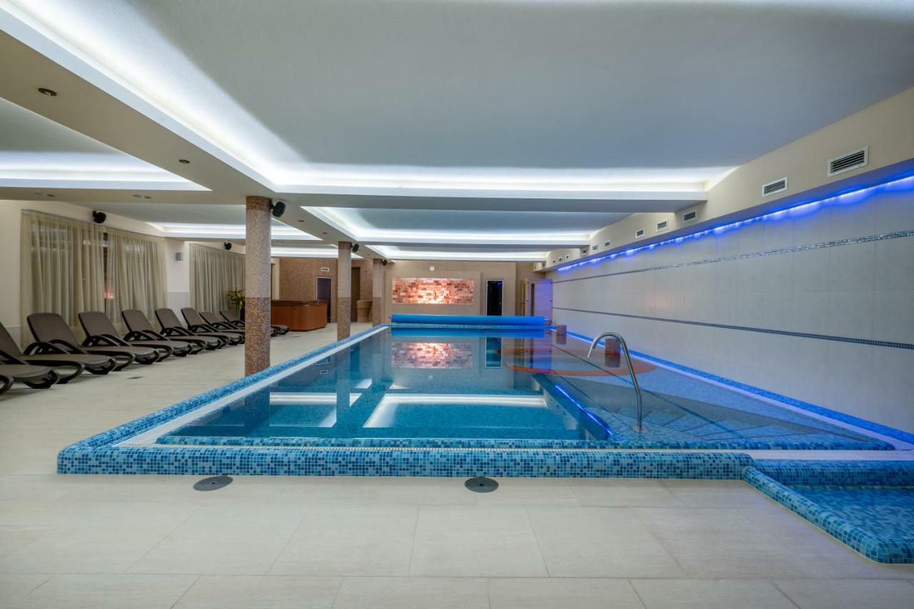 Doresz Wellness Panzio Bed & Breakfast Ujhartyan Bagian luar foto