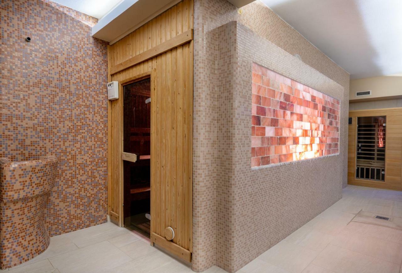 Doresz Wellness Panzio Bed & Breakfast Ujhartyan Bagian luar foto