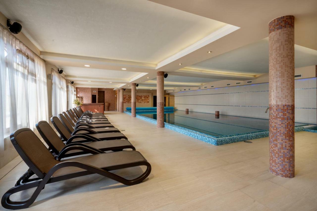Doresz Wellness Panzio Bed & Breakfast Ujhartyan Bagian luar foto
